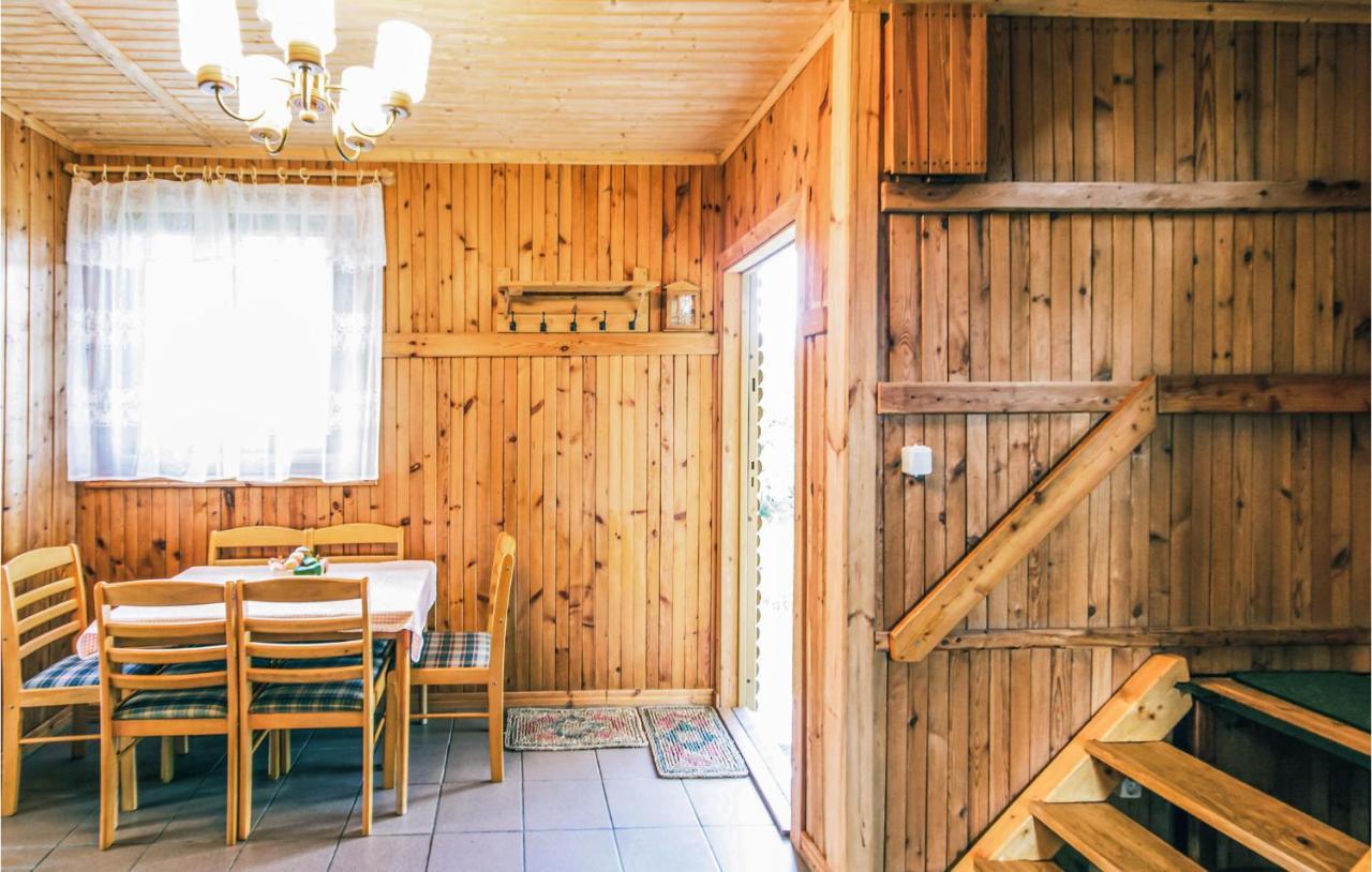 Awesome Home In Mragowo With Kitchen Косево Екстериор снимка